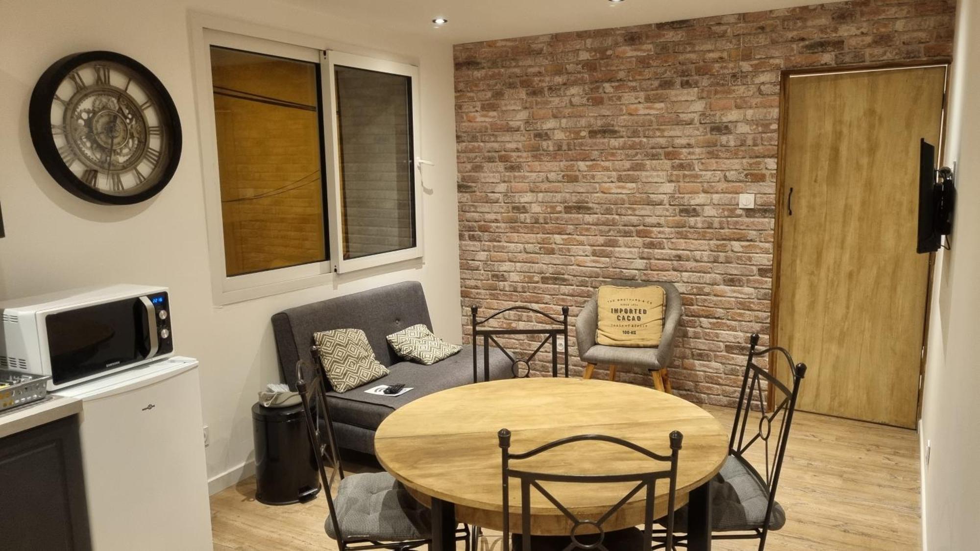 Appartement Neuf Avec Cuisine Prades  Exterior foto